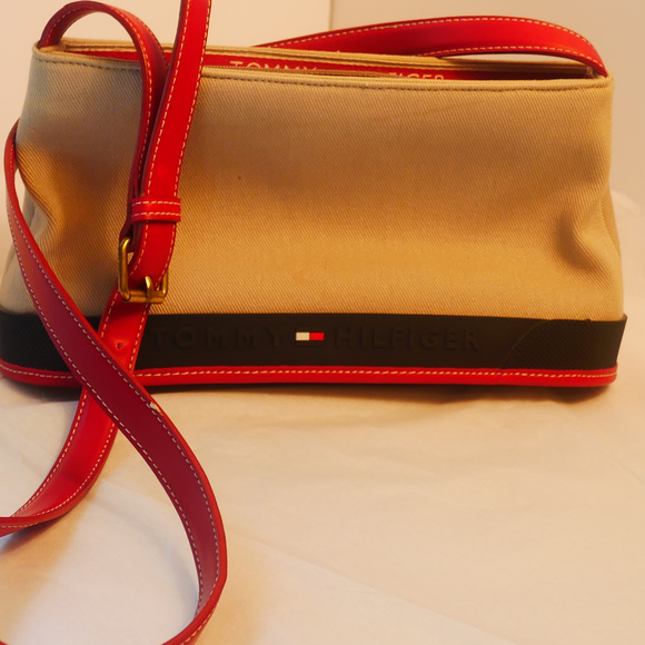 Tommy Hilfiger Handbags - Vintage Crossover Bag By Tommy Hilfinger